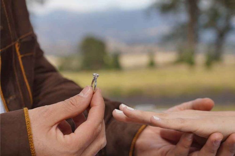 entregar el anillo, ideas para entregar anillo de compromiso, entrega anillo compromiso, entrega de anillo, donde dar el anillo de compromiso